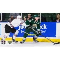 Everett Silvertips center Connor Dewar vs. the Red Deer Rebels