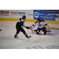 Utah Grizzlies take a shot against the Allen Americans