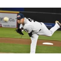 Somerset Patriots pitcher Rick Teasley