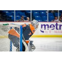 Tulsa Oilers goaltender Ian Keserich