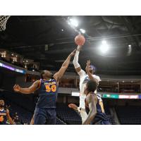 Halifax Hurricanes shoot against the Island Storm