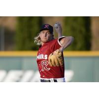 Tacoma Rainiers pitcher Darren McGaughan