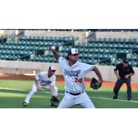 Green Bay Booyah pitcher Logan Lee