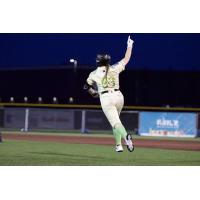 Mankato Habaneros catcher Skylinn Pogue