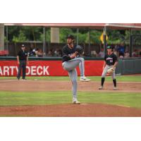 Pensacola Blue Wahoos pitcher Thomas White