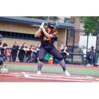 Mankato Habaneros center fielder Emma Lee